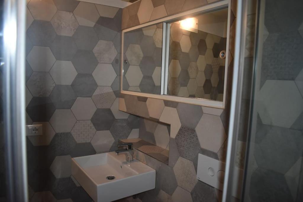 Nur 2 Casa Vacanze Bergamo Via Pignolo 외부 사진