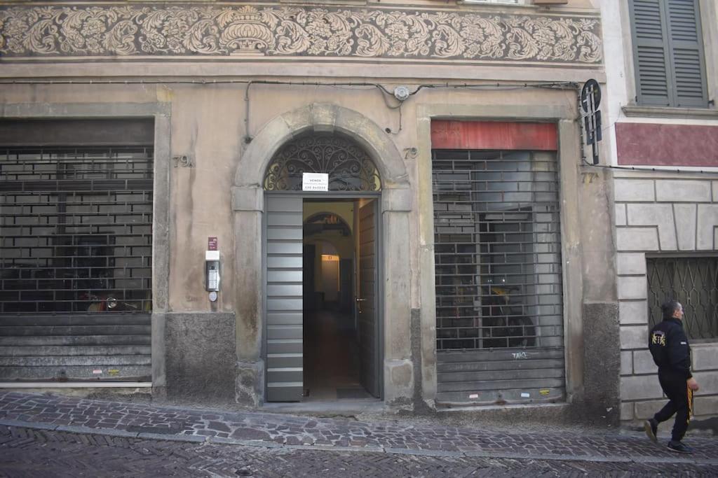 Nur 2 Casa Vacanze Bergamo Via Pignolo 외부 사진